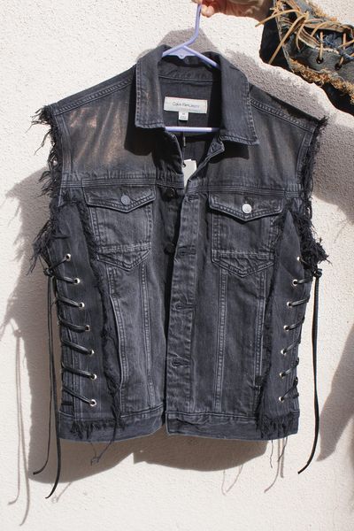 You are currently viewing Matching Vest for Mr. Mark R